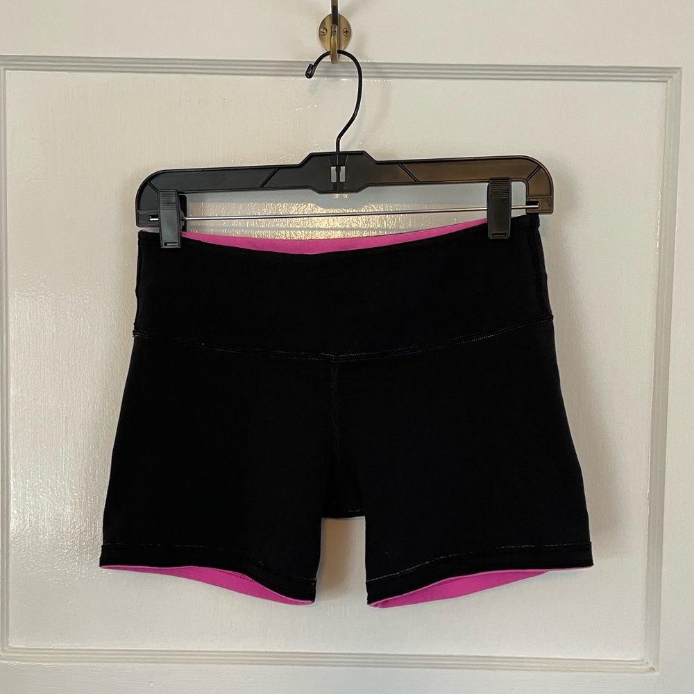 Lululemon reversible yoga shorts